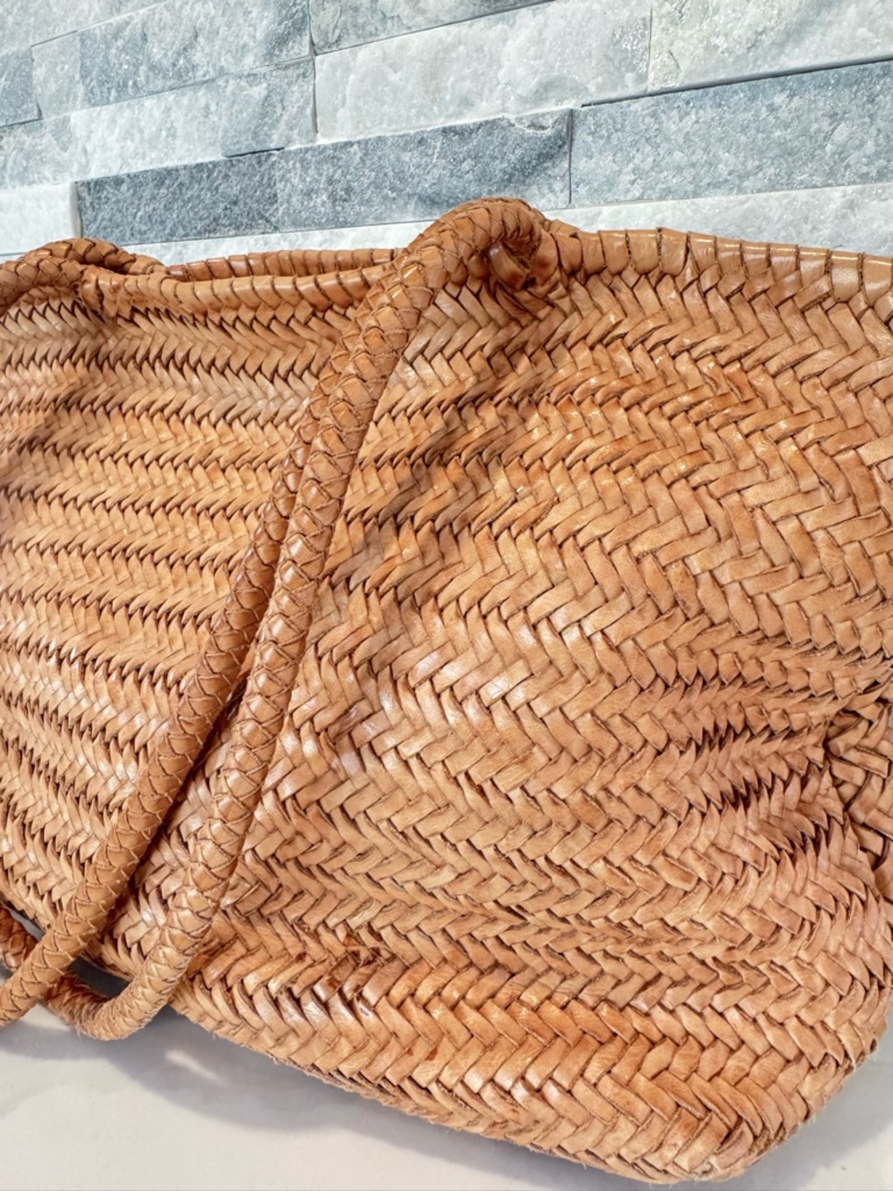 Genuine ✨Leather✨ Woven Tote Bag - Natural Brown, Zipper Top, Multiple Pockets - Picture 11 of 11